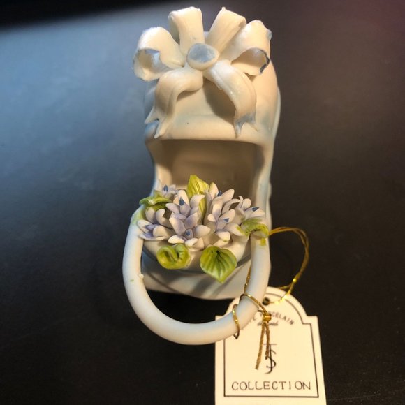 Porcelain Blue Baby Carriage Arte Porcelain designed by JS Collection Signed - Picture 4 of 12